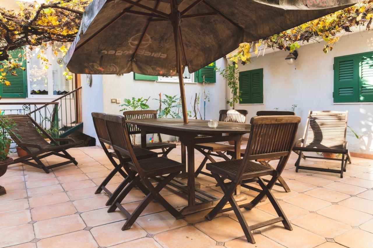 Deluxe Apartment With Garden In Vomero Νάπολη Εξωτερικό φωτογραφία