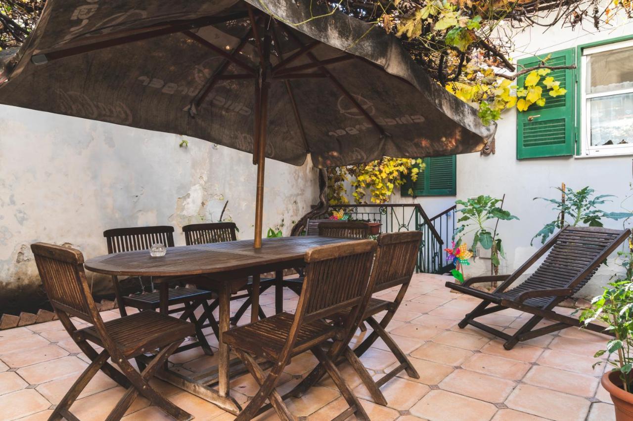 Deluxe Apartment With Garden In Vomero Νάπολη Εξωτερικό φωτογραφία