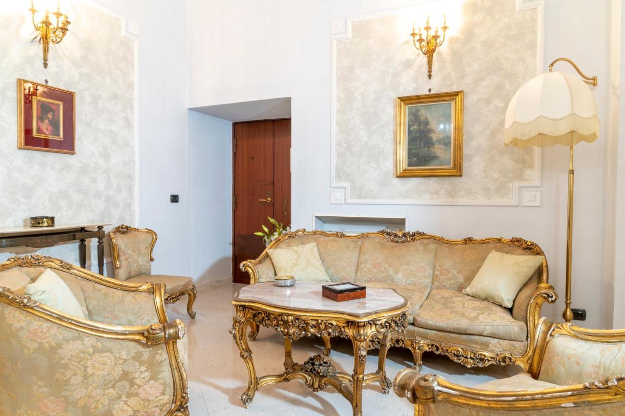 Deluxe Apartment With Garden In Vomero Νάπολη Εξωτερικό φωτογραφία